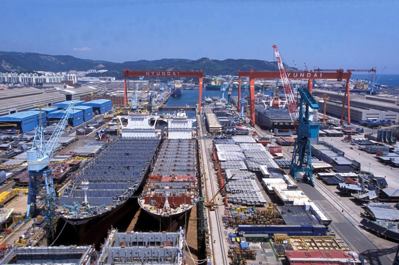 Верфи Hyundai Heavy industries