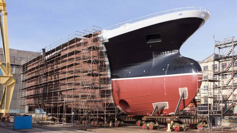 Судостроительная верфь