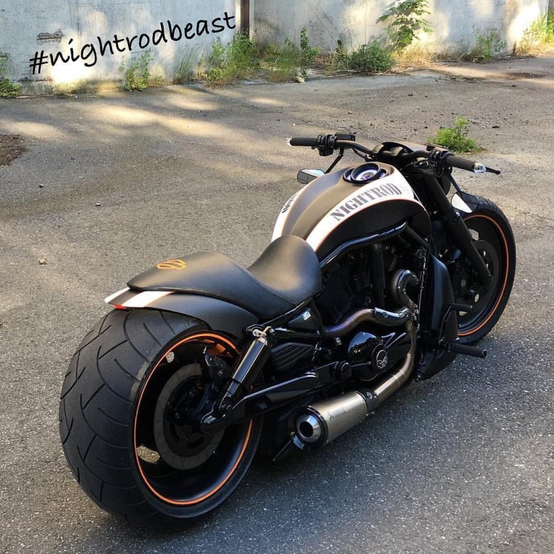 Чоппер Харлей Дэвидсон Night Rod 2020