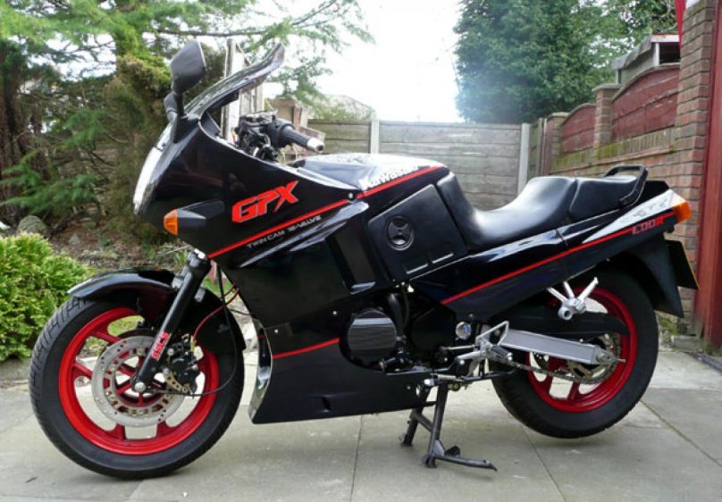Kawasaki gpx600r