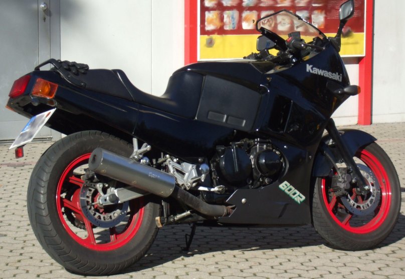 Kawasaki GPX 600