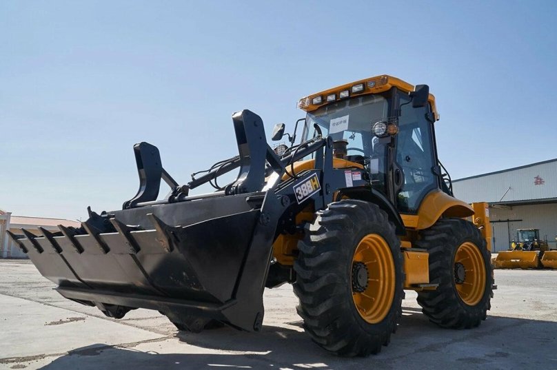 Экскаватор-погрузчик shanmon