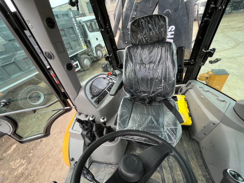 Экскаватор-погрузчик shanmon 388н