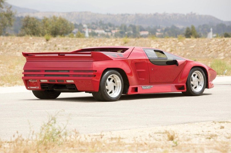 Машина vector w8