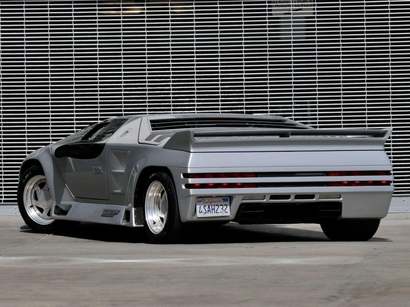 Машина vector w8