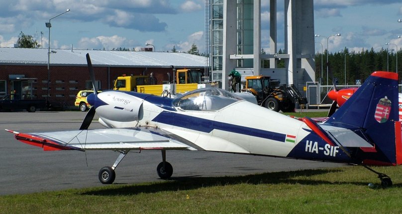 Zlin z-50ls