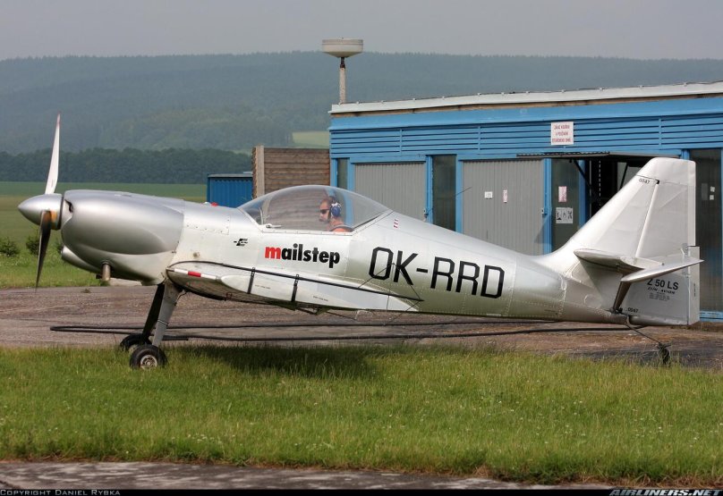 Zlin z-50ls