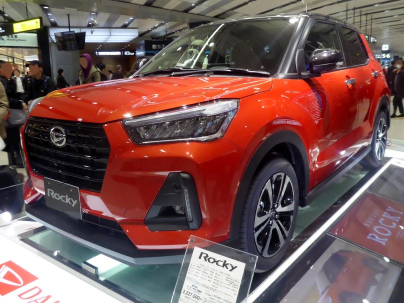 Дайхатсу Rocky 2019