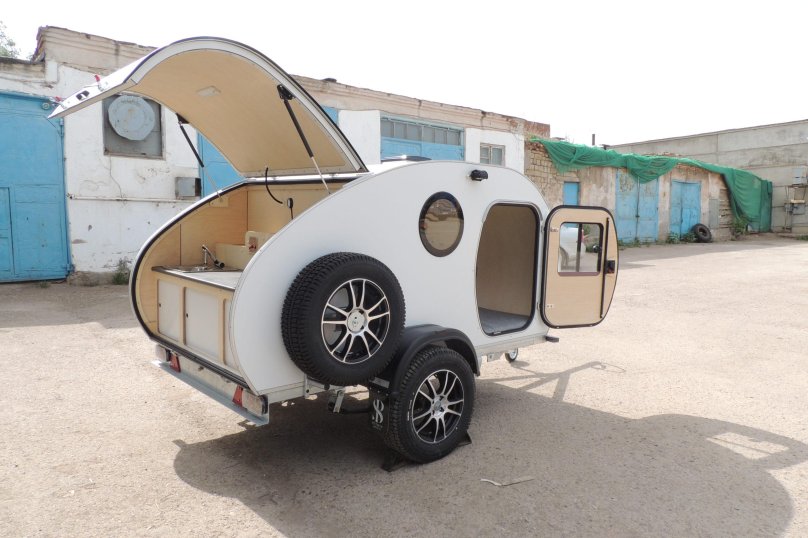 Capsula прицеп