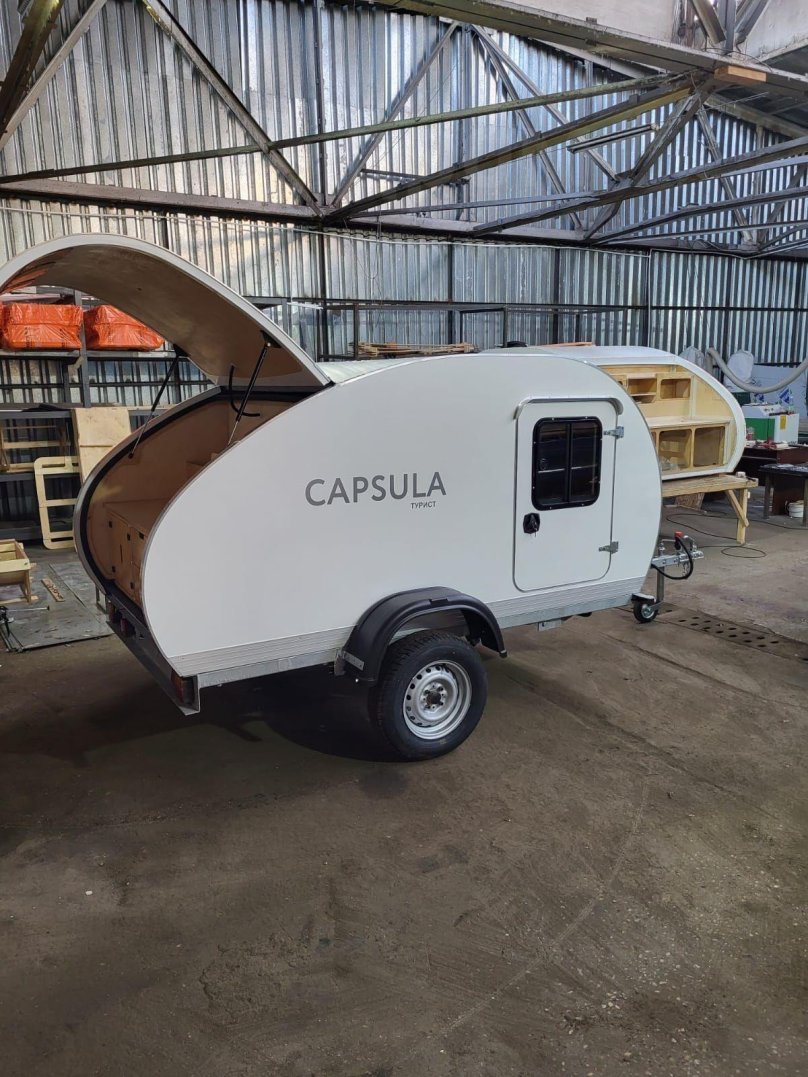 Туристический прицеп capsula Maxi изотерм