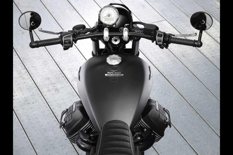 Мото Гуцци v9 Bobber
