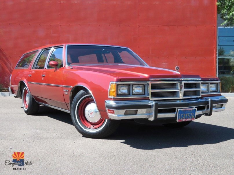Pontiac Wagon 1977