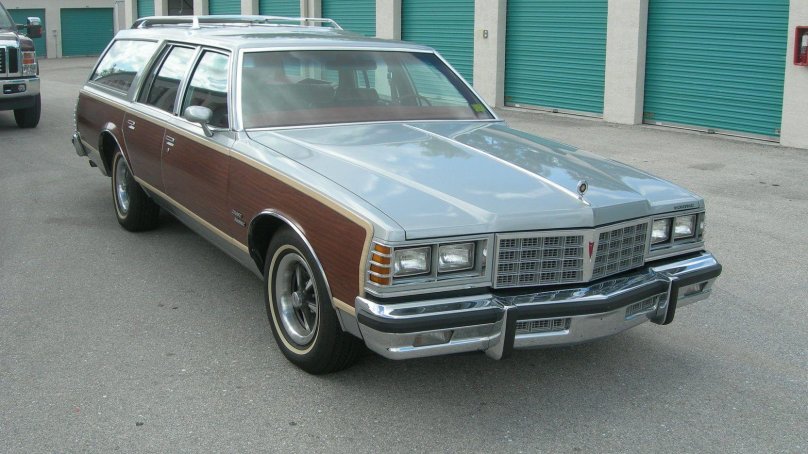 Pontiac Wagon 1977