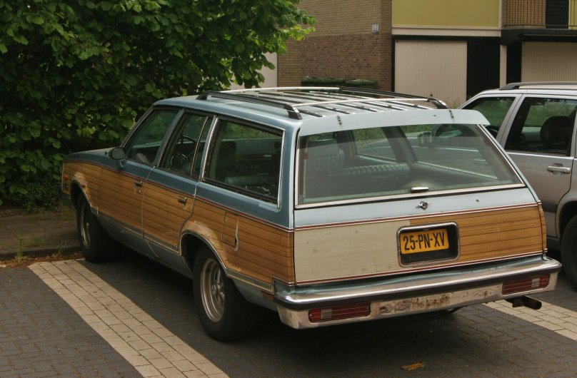 1988 Pontiac Safari Station Wagon салон