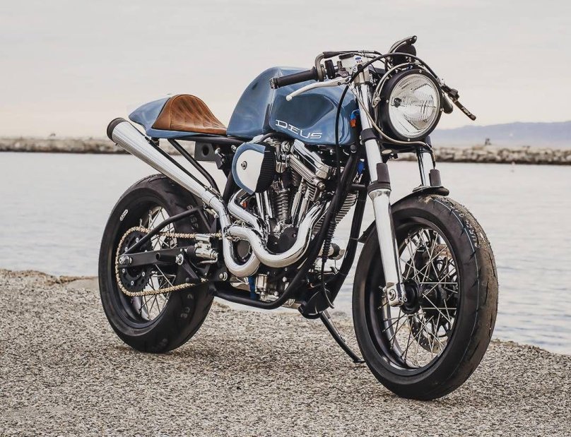 Спортстер 1200 кафе рейсер