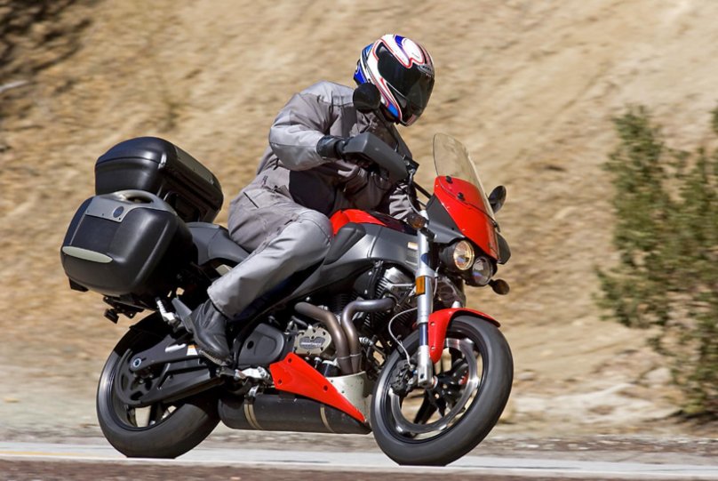 А мотоцикл цел