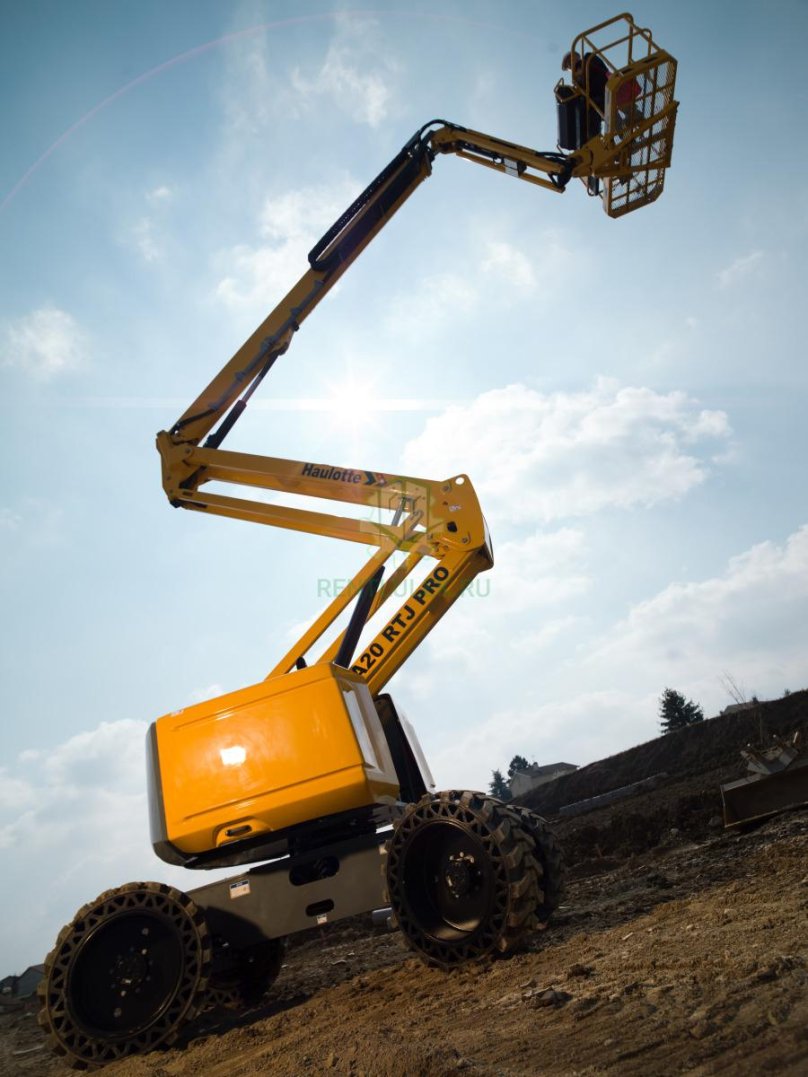 Подъемник Haulotte ha20rtj