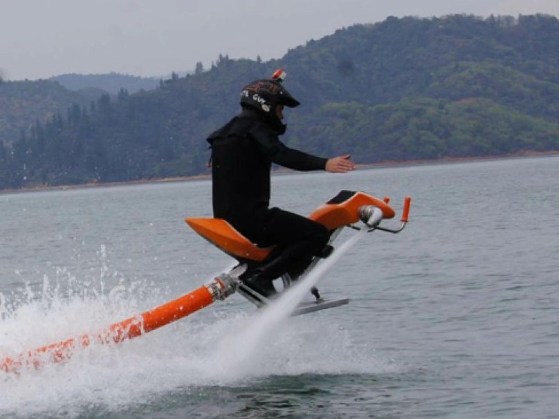 Гидроцикл и флайборд