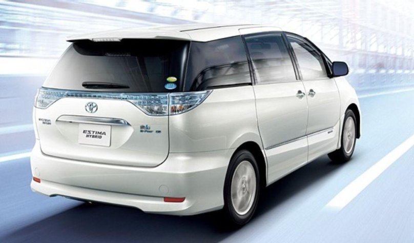 Toyota Estima Hybrid 2015