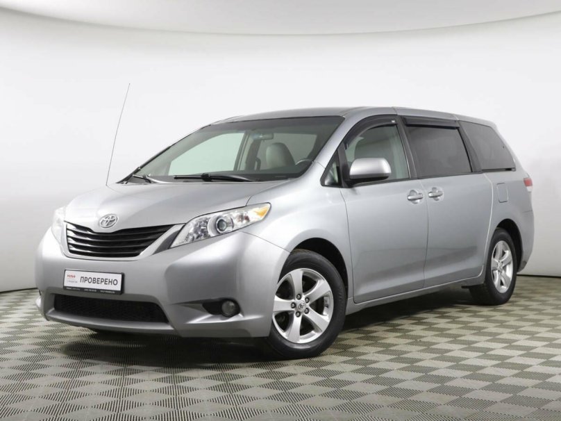 Toyota Sienna 2010