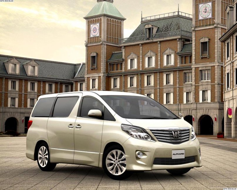 Минивэн Тойота альфард