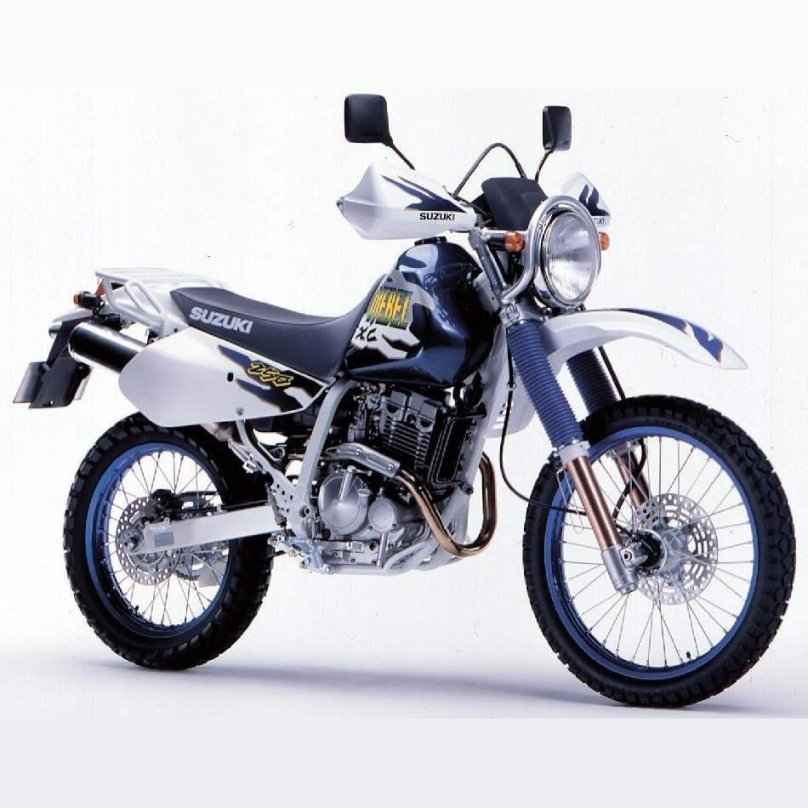 Suzuki Djebel 250