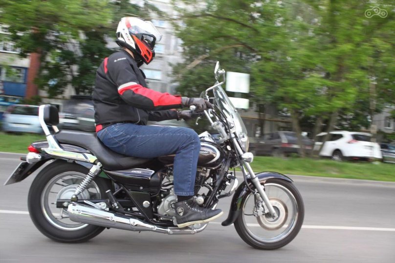 Bajaj Cruise 220