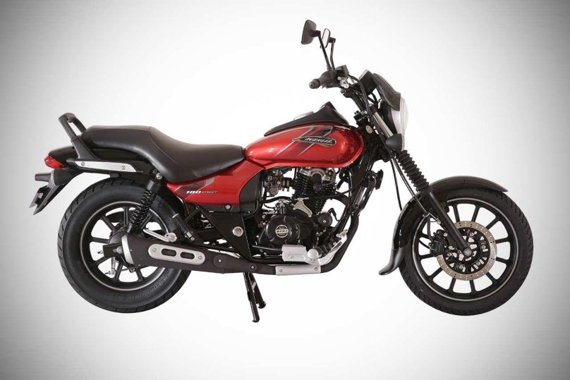 Мотоцикл Баджадж Авенгер 220 круизер