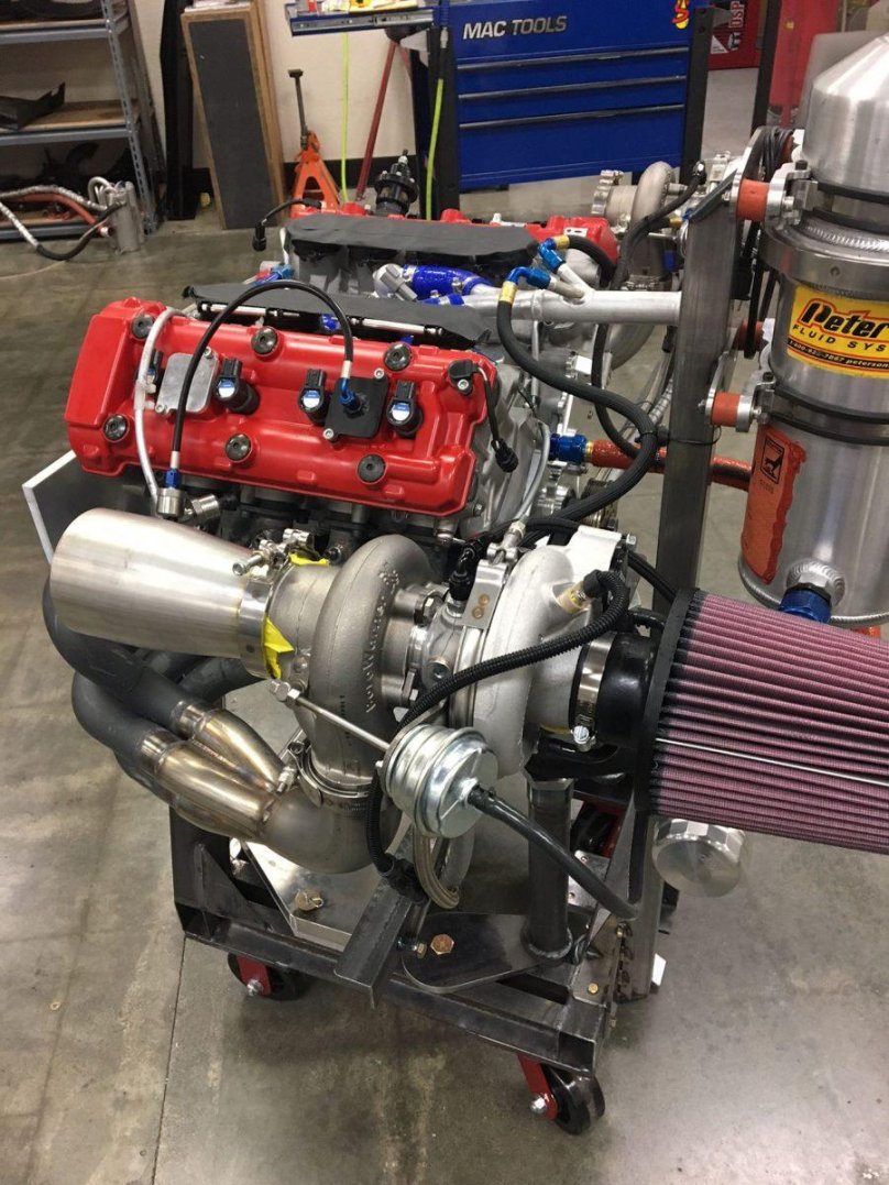 V v8 Твин турбо