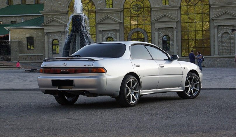 Toyota Carina ed st200