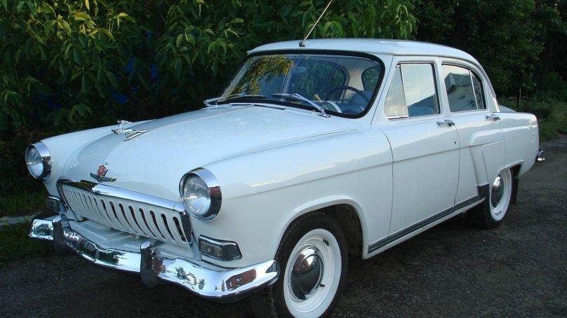 Волга ГАЗ 21 белая