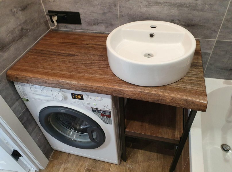 Деревянная столешница в ванную под раковину