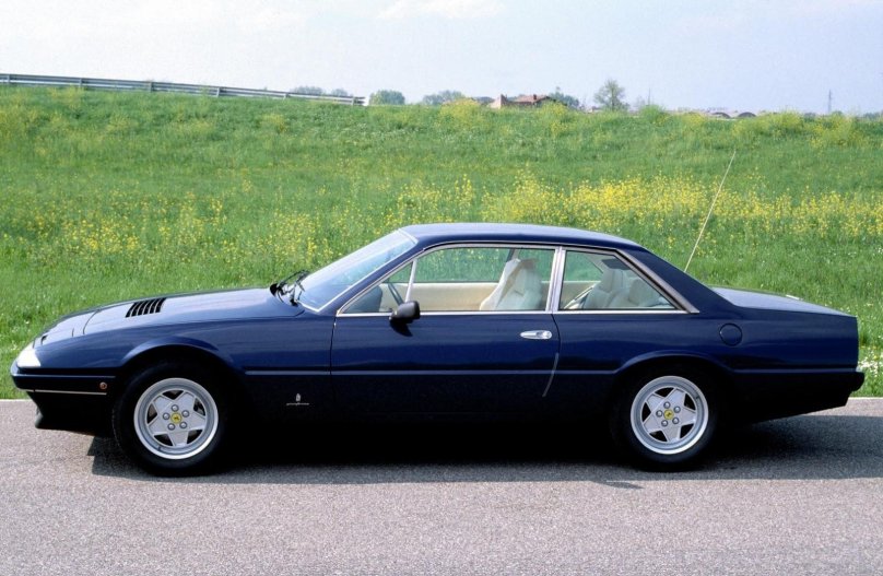 Ferrari 412i