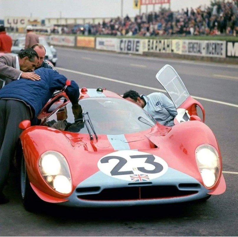 Феррари 4 местная