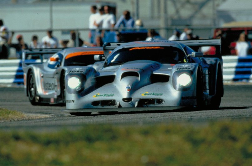Panoz GTR-1