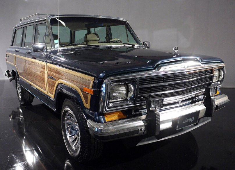 Jeep Grand Wagoneer 1963