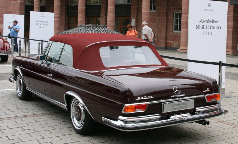 Mercedes-Benz w111 280se 3.5