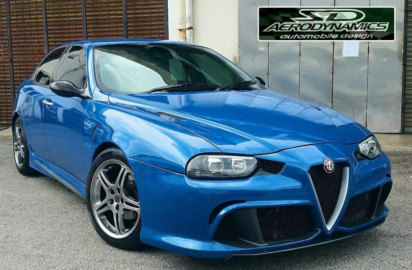 Alfa Romeo 156 голубая