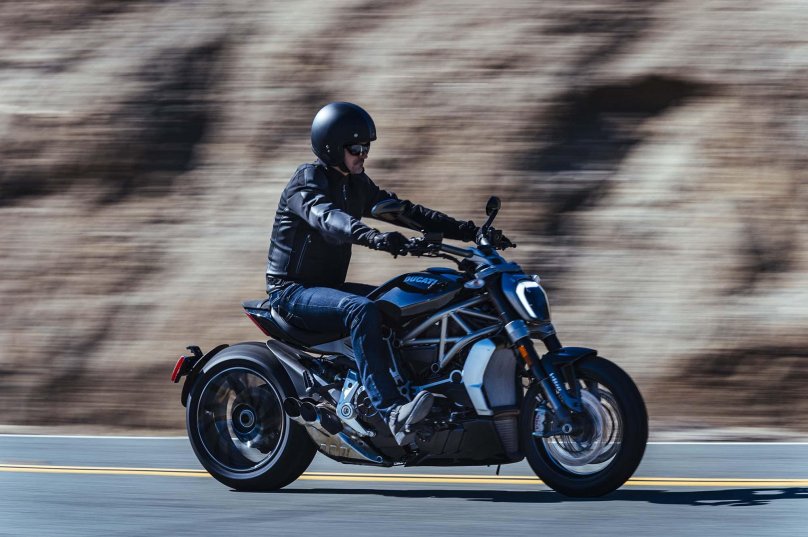 Дукати x Diavel