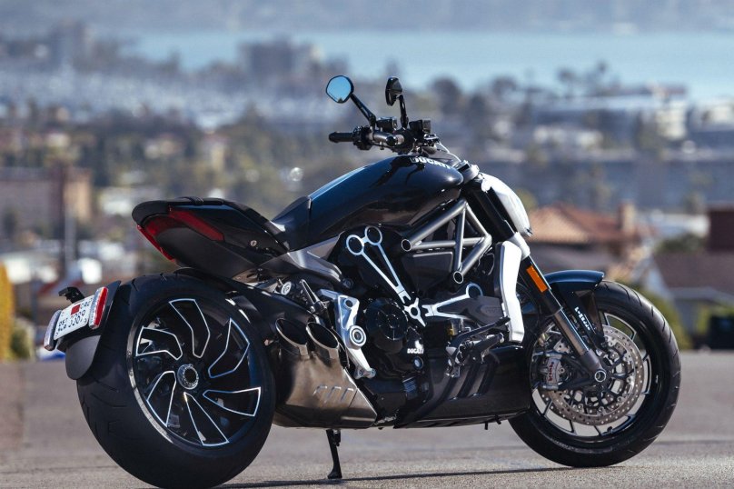 Ducati Diavel s 2016