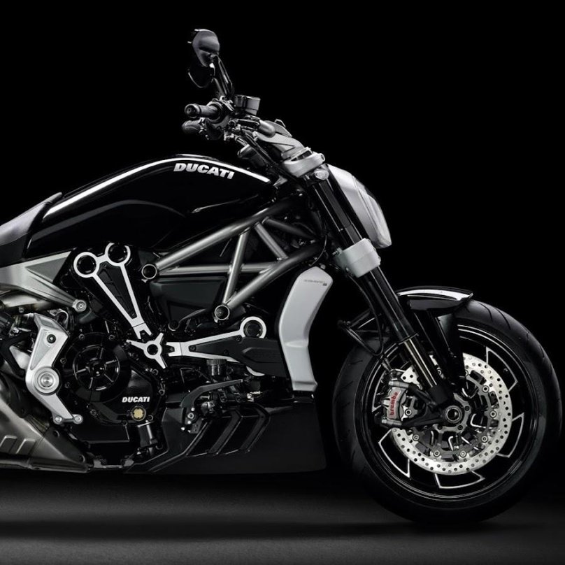 Мотоцикл Дукати x Diavel