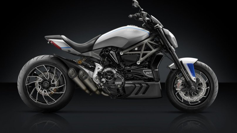 Ducati Diavel s 2016