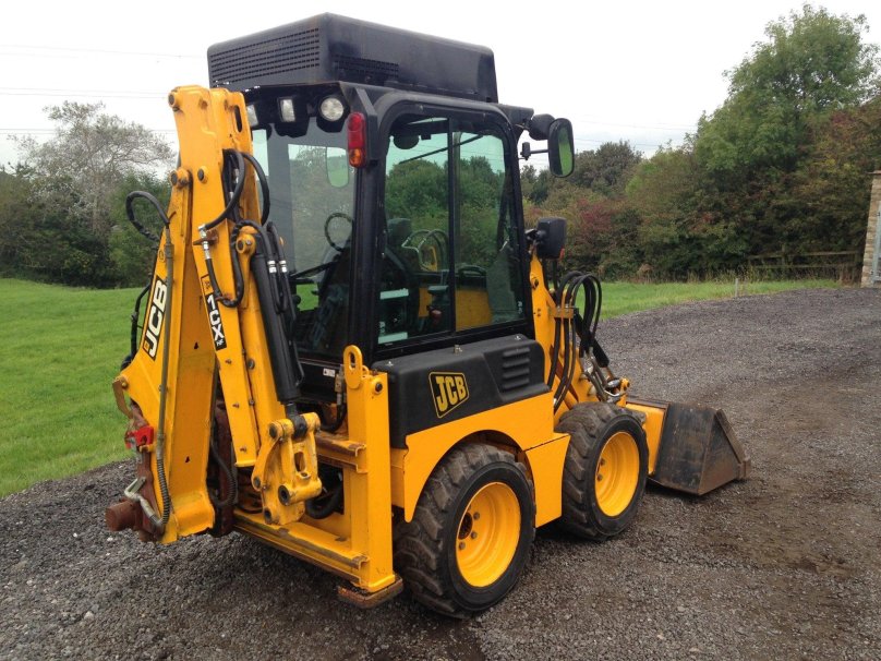 Экскаватор-погрузчик JCB 1cx