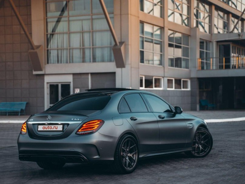 Мерседес Бенц w205