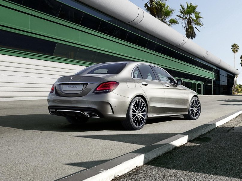 Мерседес-Бенц c class w205