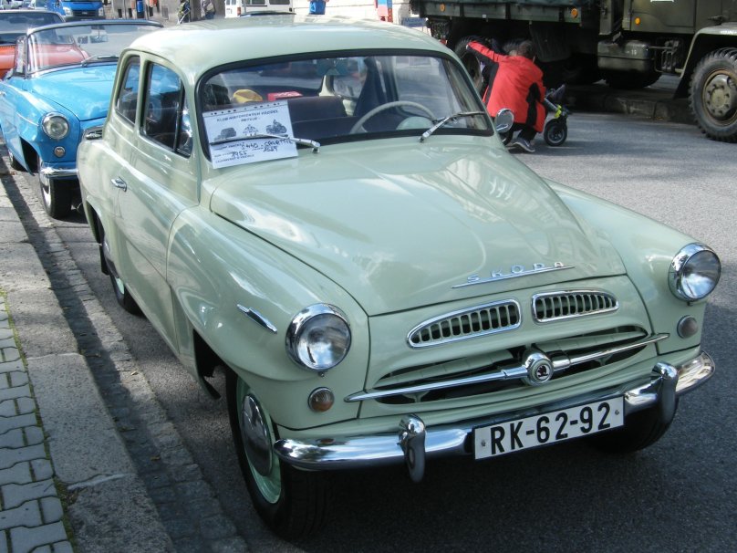 Шкода 440