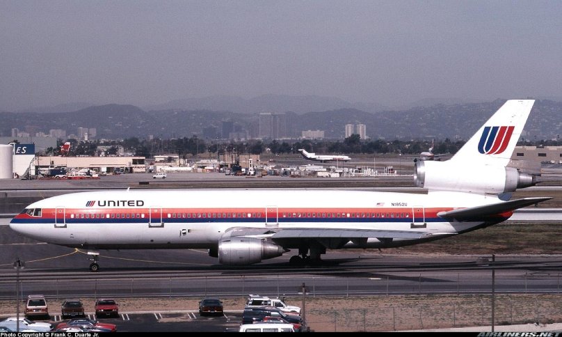 DC 10 самолет