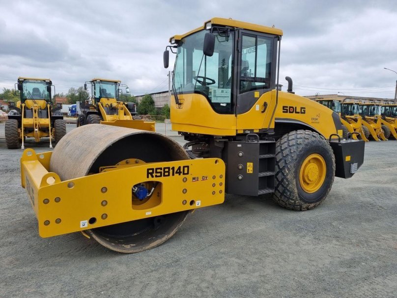 Каток грунтовый lgce rs8180h