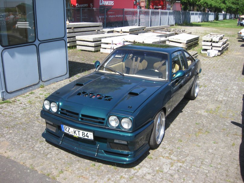 Opel Manta GSI