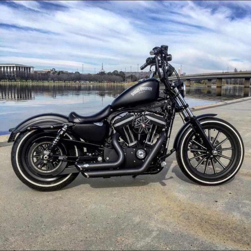 Харлей спортстер 883